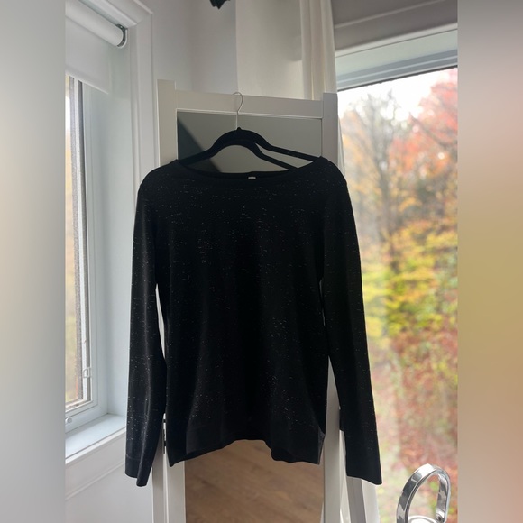 Lululemon Black Pepper Long Sleeve - Picture 3 of 3